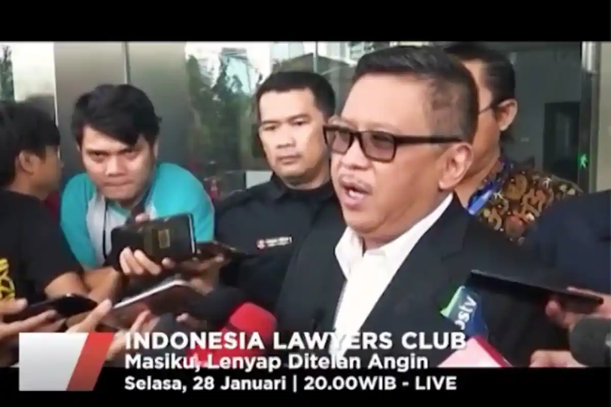 Jelang ILC TV One 'Harun Masiku, Lenyap Ditelan Angin', Dirjen Imigrasi Ronny Sompie Dicopot