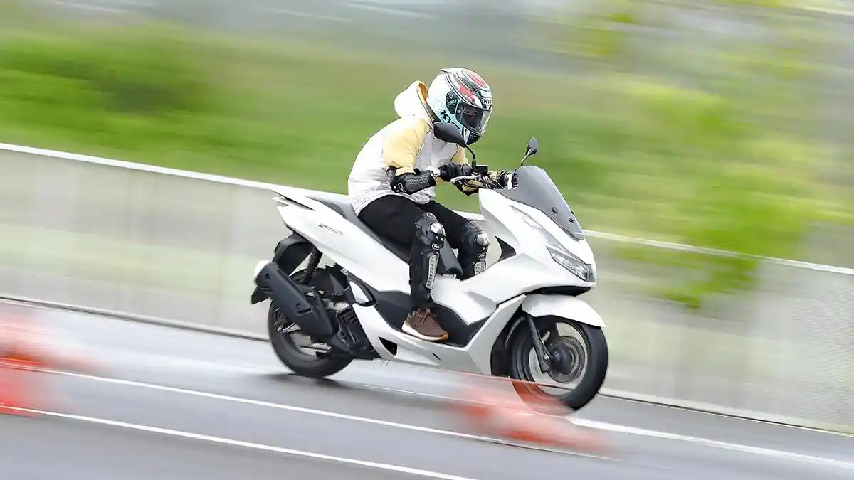 Test Ride PCX 160, Motor Bongsor dengan Tarikan Halus dan Handling Ringan
