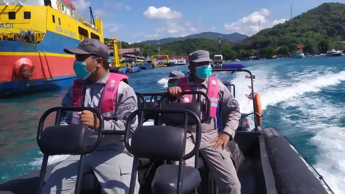 Bakamla RI Patroli Amankan Jalur Mudik di Perairan Karangasem Bali
