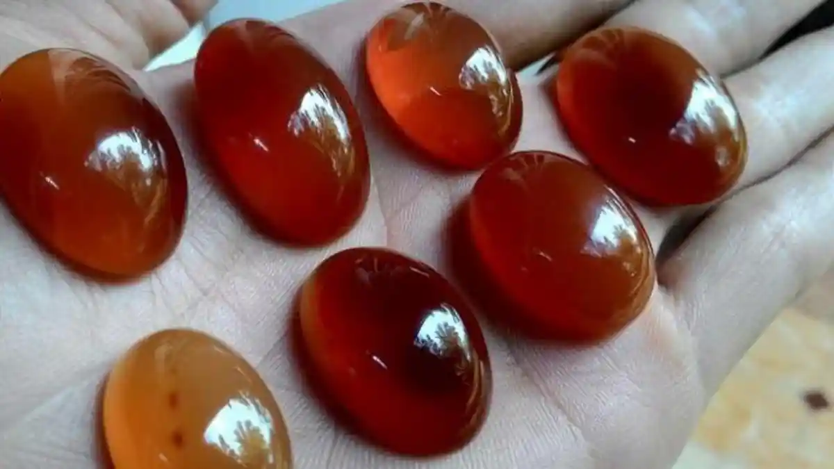 Di Bengkulu, Ibu-ibu Ikut 'Berburu' Batu Akik!