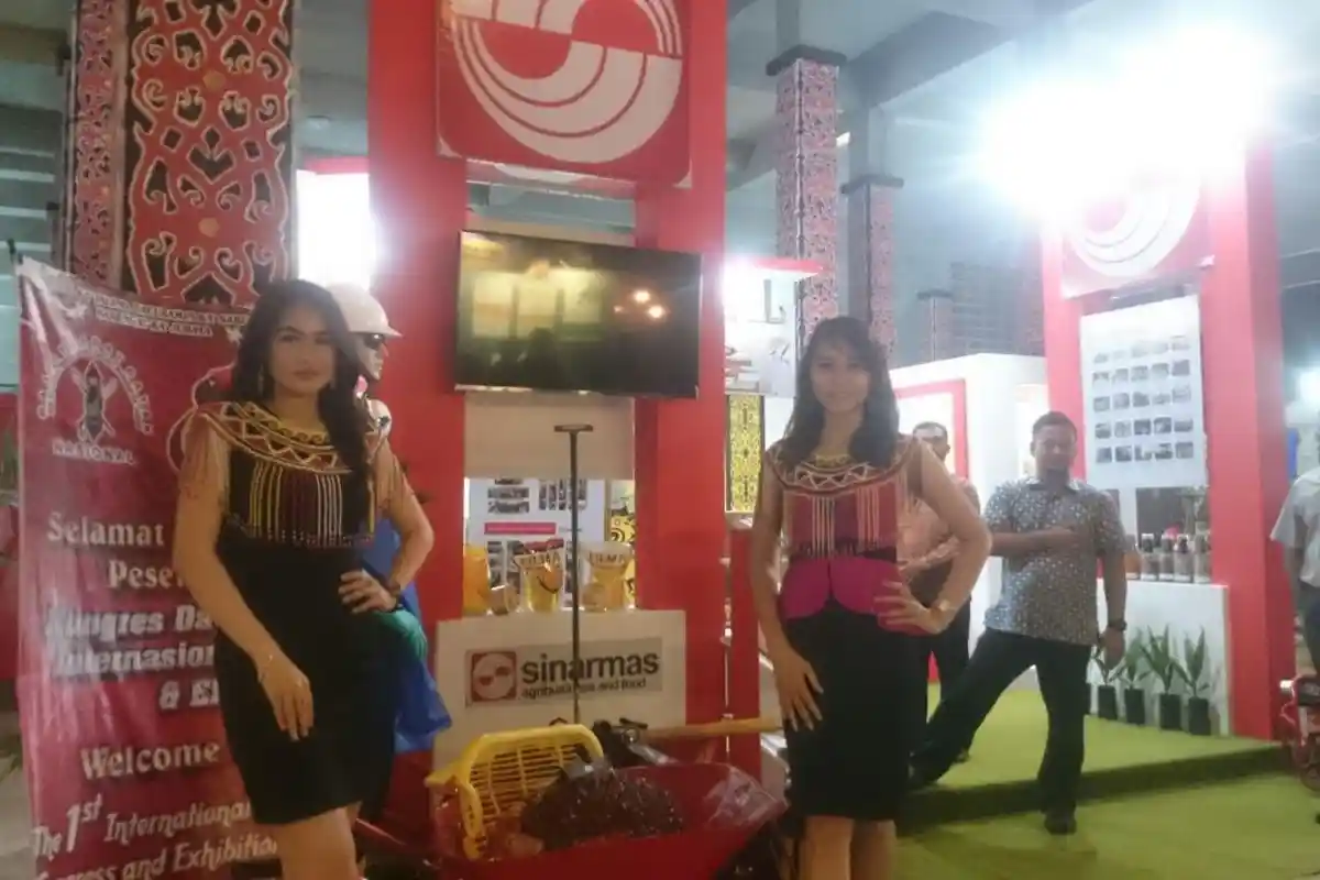 Sinarmas Kenalkan Produk dan Program Perusahaan di Ajang Kongres Dayak Internasional