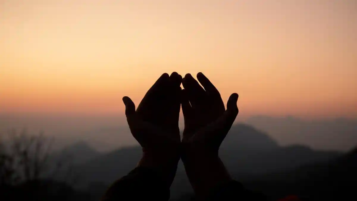 Kumpulan Doa Tolak Bala Agar Terlindung dari Musibah dan Marabahaya