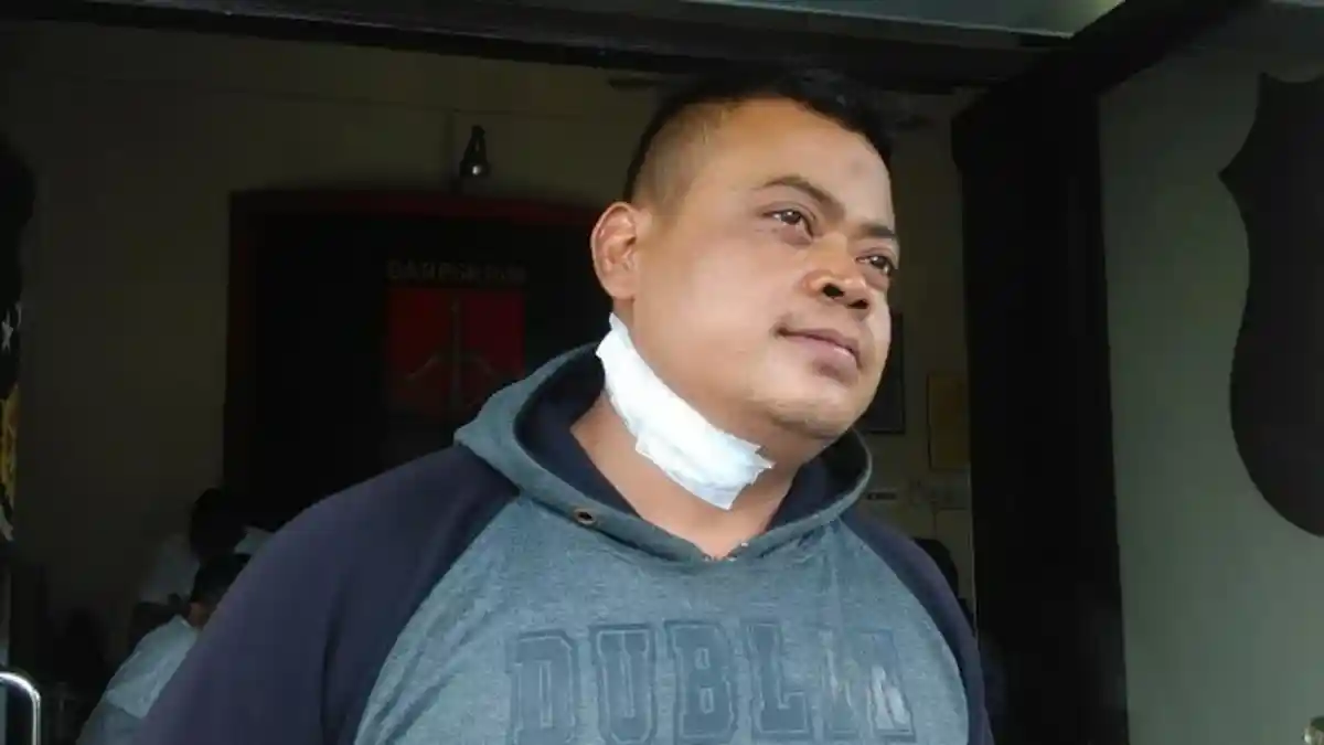 Leher Bripka Noor Ampiyanto Terluka Duel dengan Pria Tak Waras
