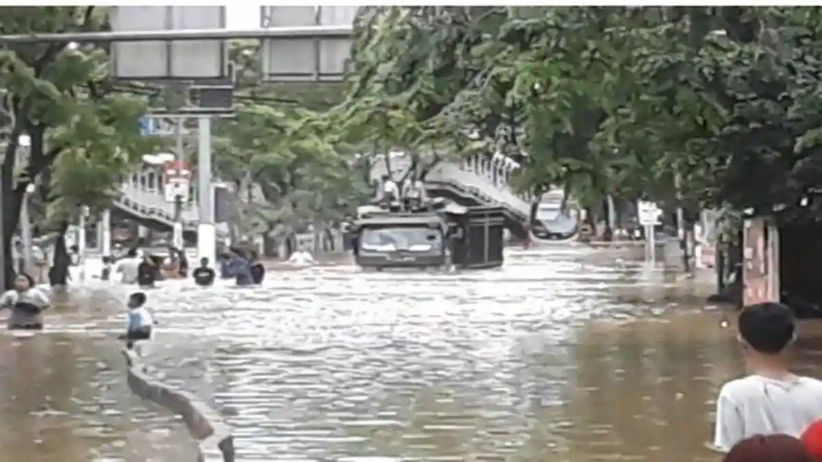 Pasca Rumahmu Kebanjiran, 7 Langkah Penting Ini Harus Kamu Lakukan