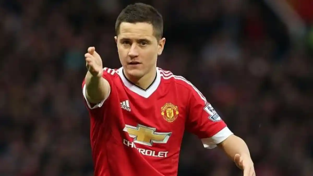 Manchester United Kontra Stoke: Pembuktian Duet Herrera-Pogba