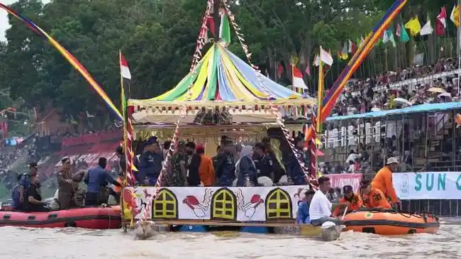 Setelah Pacu Jalur Kuansing Viral, Diklaim dari Malaysia, Gubernur & Kadispar Riau Ungkap Faktanya