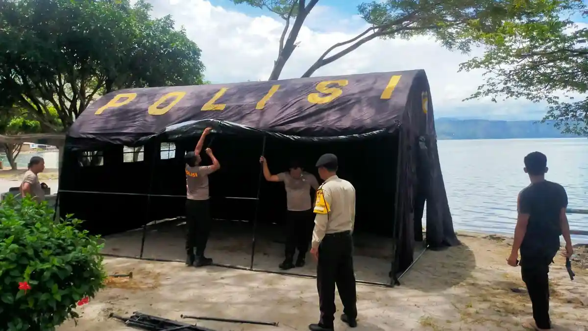 Polres Dairi Bangun Posko Tenda Penanggulangan Karhutla di Kecamatan Silahisabungan