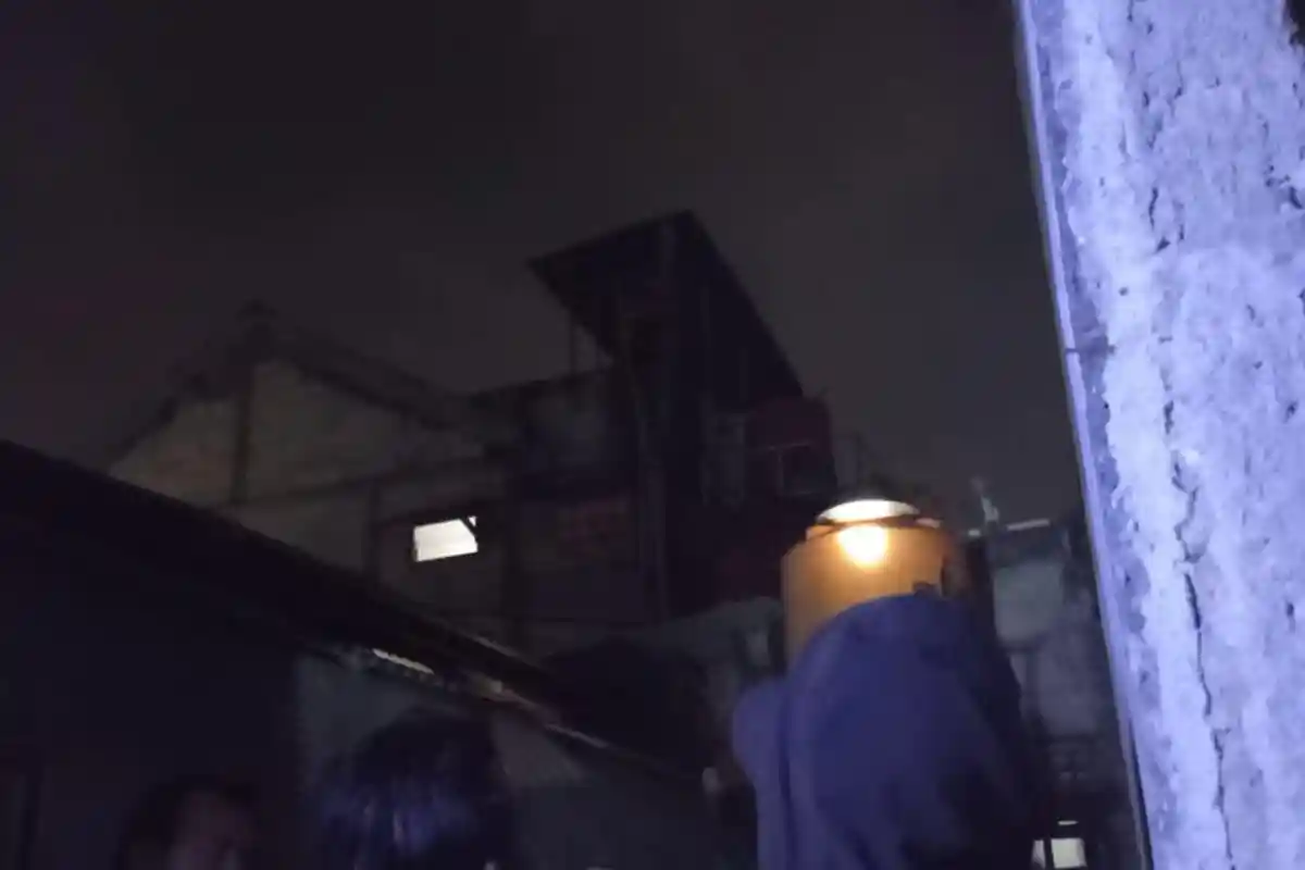 Warga Curiga Devi Karmawan Sengaja Bersembunyi di dalam Toren Air demi Kabur dari Sergapan Polisi