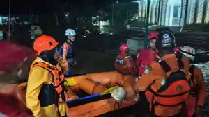 BANJIR-DI-CIAMIS-Pamarican-dan-Kecamatan-Cidolog-Senin-922026-1.jpg