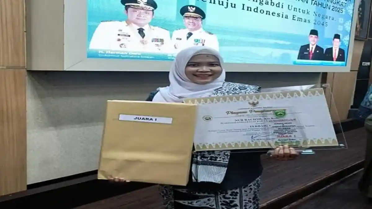 Prestasi Membanggakan, Nur Rahmi Alumni UKB Raih Juara 1 Bidan Terbaik se-Sumsel