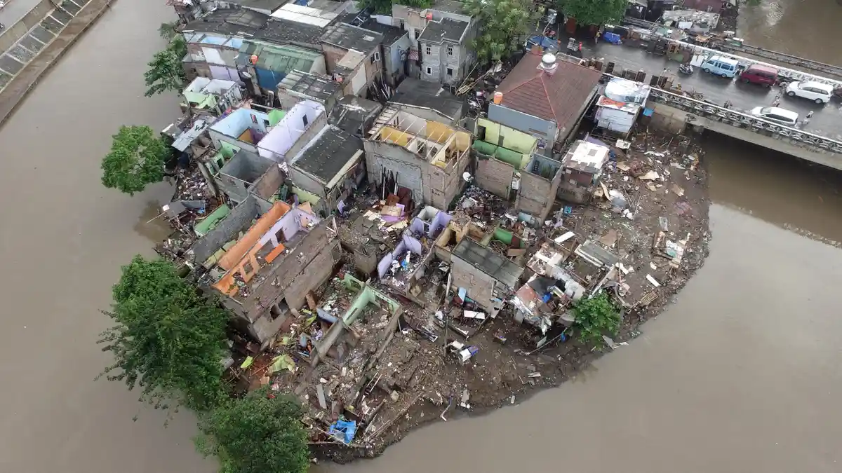 Ahok Pastikan Pembongkaran Bukit Duri Berlangsung Besok