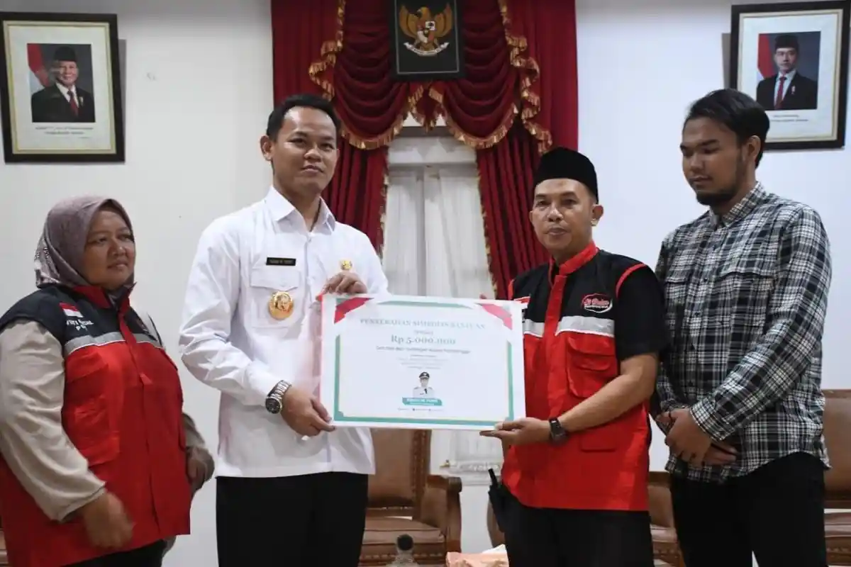 Penuhi Janji Tidak Ambil Gaji dan Tunjangan, Bupati Purbalingga Salurkan Uangnya Ke Sini