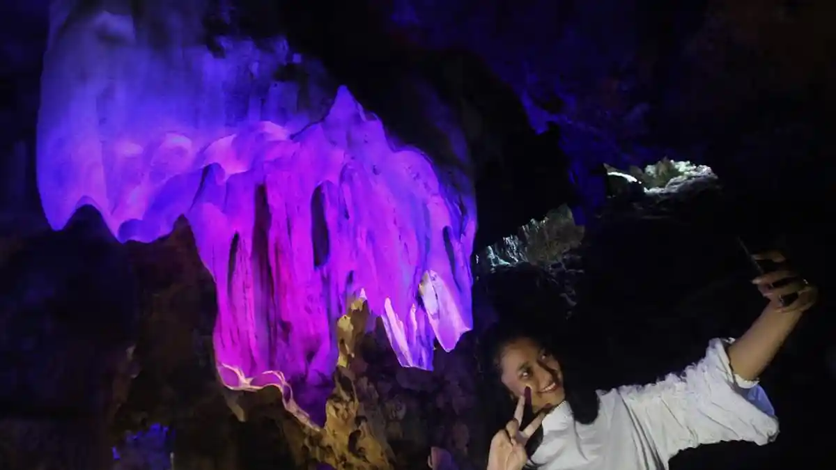 Foto-foto Cantiknya Cahaya Lampu di Goa Mampu Bone - cah11_20180117_000430.jpg
