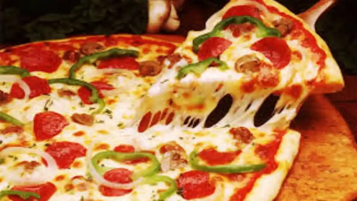 Inilah 14 Makanan Mengandung Natrium Tinggi (2): Jus Dalam Kemasan, Pizza hingga Kaldu