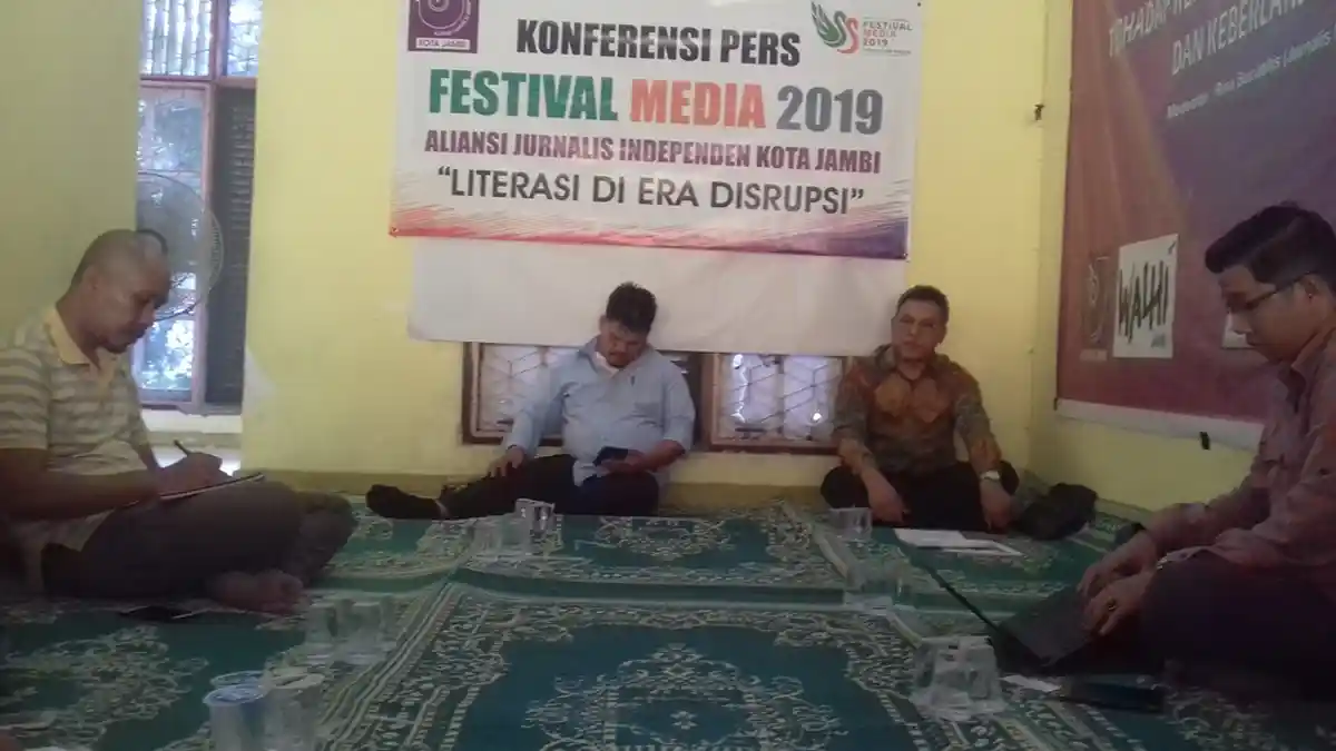Lima Transkasi di Jambi Terindikasi Mengalir ke Teroris