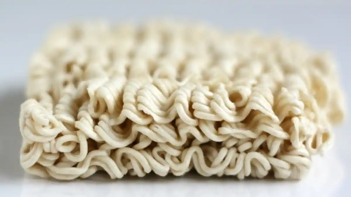 Tips Puasa Ramadhan 2021 - Hati-hati, Sahur dengan Mi Instan Ternyata Beresiko Buruk! Ini Alasannya