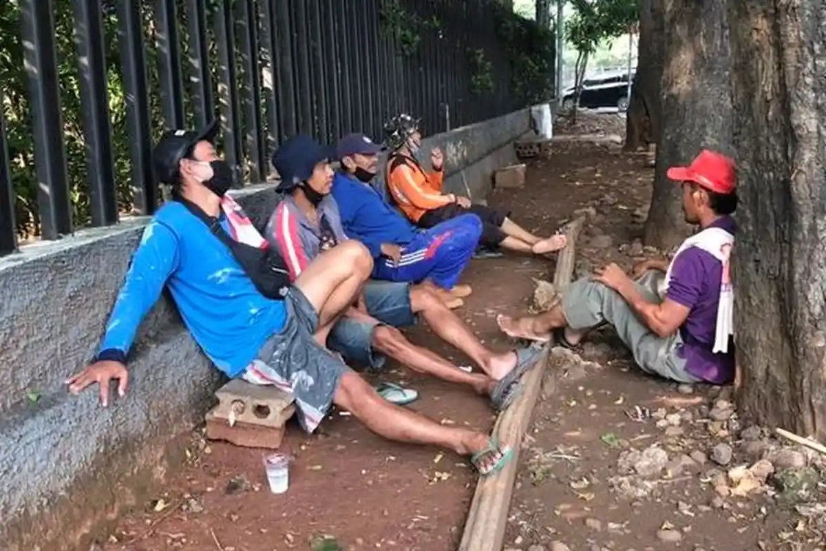 Kisah Tukang Gali Harian Asal Brebes: Dari Buruh Tani Hingga Nunggu Order di Pinggir Jalan Jakarta