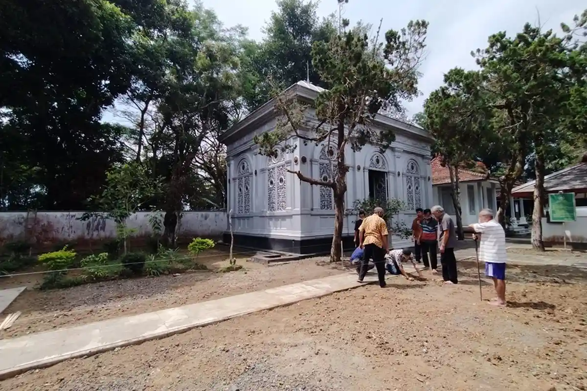 KGPAA Mangkunegara IX Dimakamkan di Astana Girilayu Karanganyar, Minggu 15 Agustus 2021 Pukul 10.00