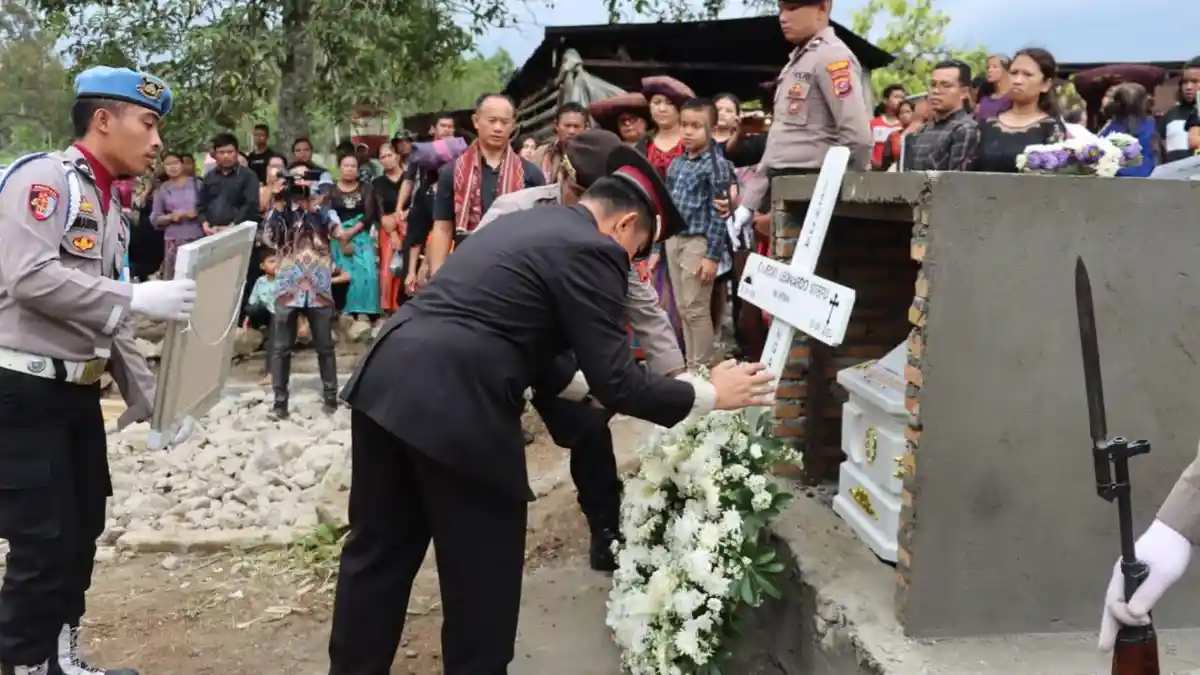 Bripka Jecky Leonardo Sitepu Berpulang, Polres Dairi Gelar Upacara Pemakaman Tradisi Kepolisian