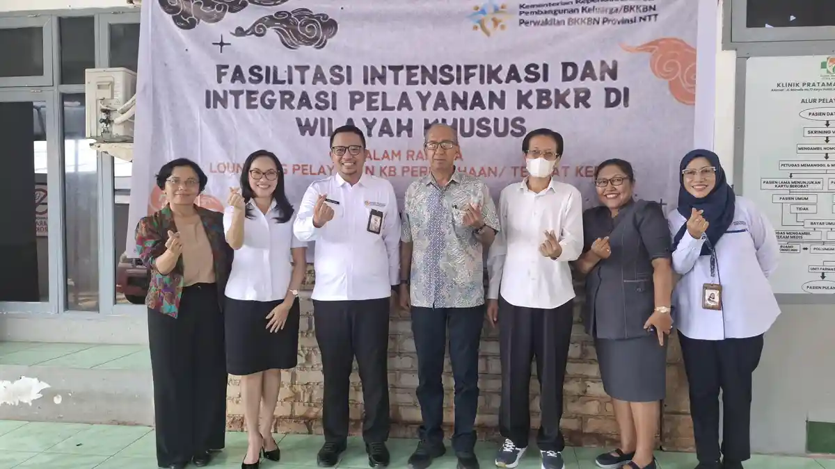 BKKBN NTT Launcing Pelayanan KB Perusahaan di Klinik STIKES CHMK Kupang