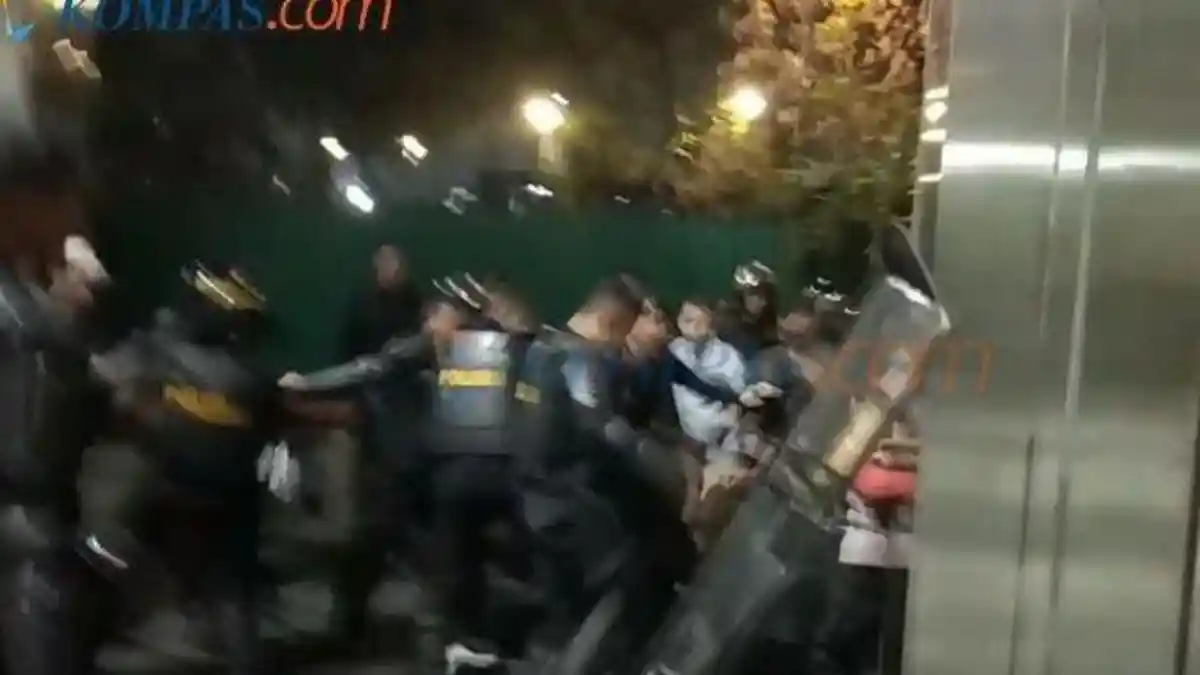 4 Mobil Patroli Dirusak, Kapolres Angkat Bicara Pengeroyokan Anggota Polisi yang Sedang Bertugas