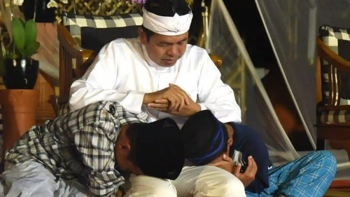 Dedi Mulyadi Tersenyum Ditampar Pria Ini Dua Kali, Dua Anaknya Malah Ditolong 'Saya Bersyukur'