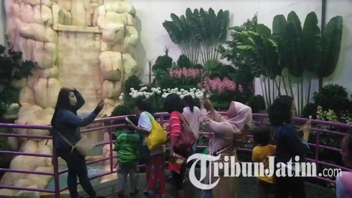 Manfaatkan Libur Lebaran, Pengunjung Ini Memilih Atlantis Land Surabaya untuk Dikunjungi, Kenapa?