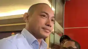 Suami-BCL-Tiko-Aryawardhana-usai-diperiksa-di-Polres-Metro-Jakarta-Selatan.jpg
