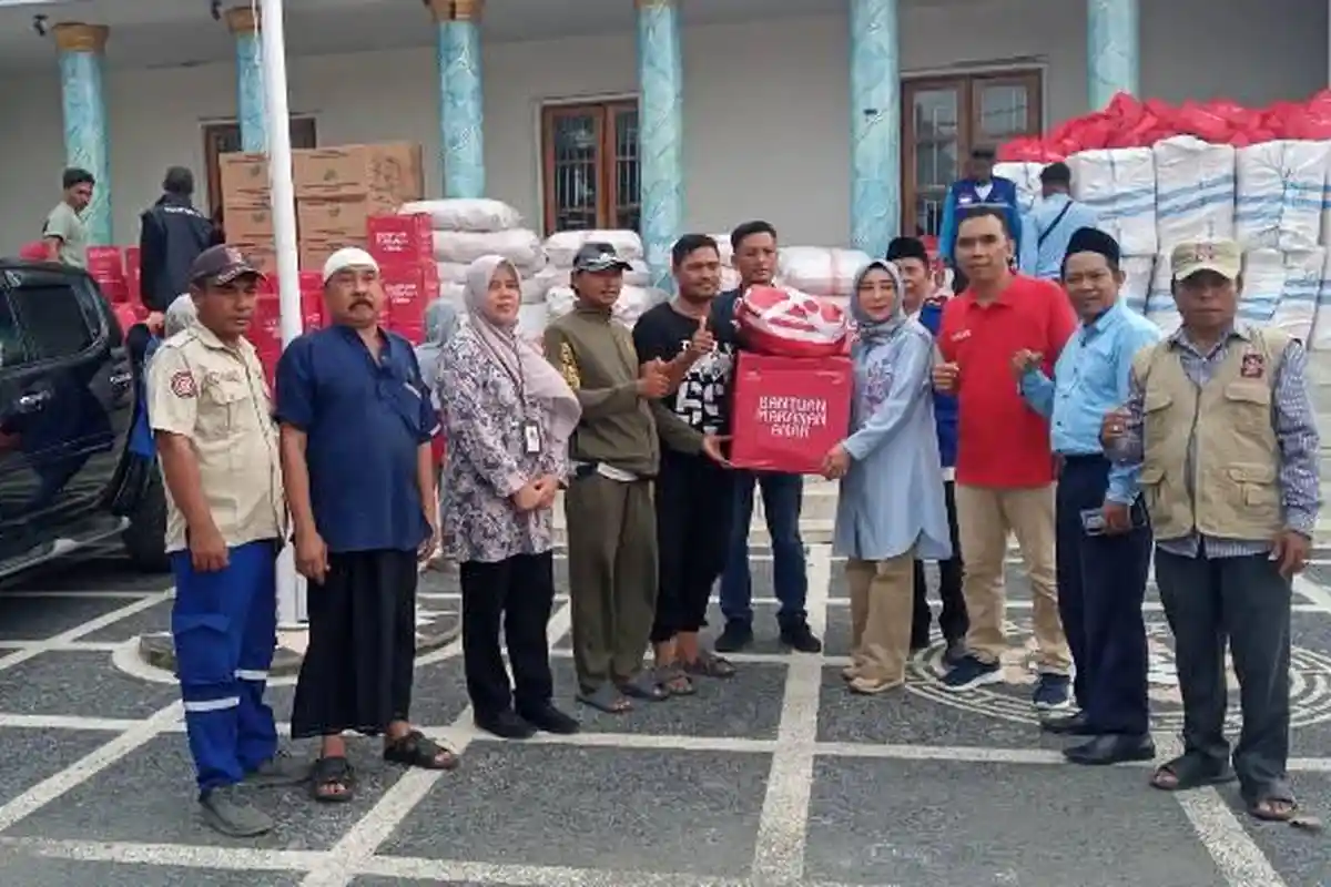 Anggota DPR RI Lale Syifa Kembali Serahkan Bantuan Bagi Warga Terdampak Bencana di Lombok