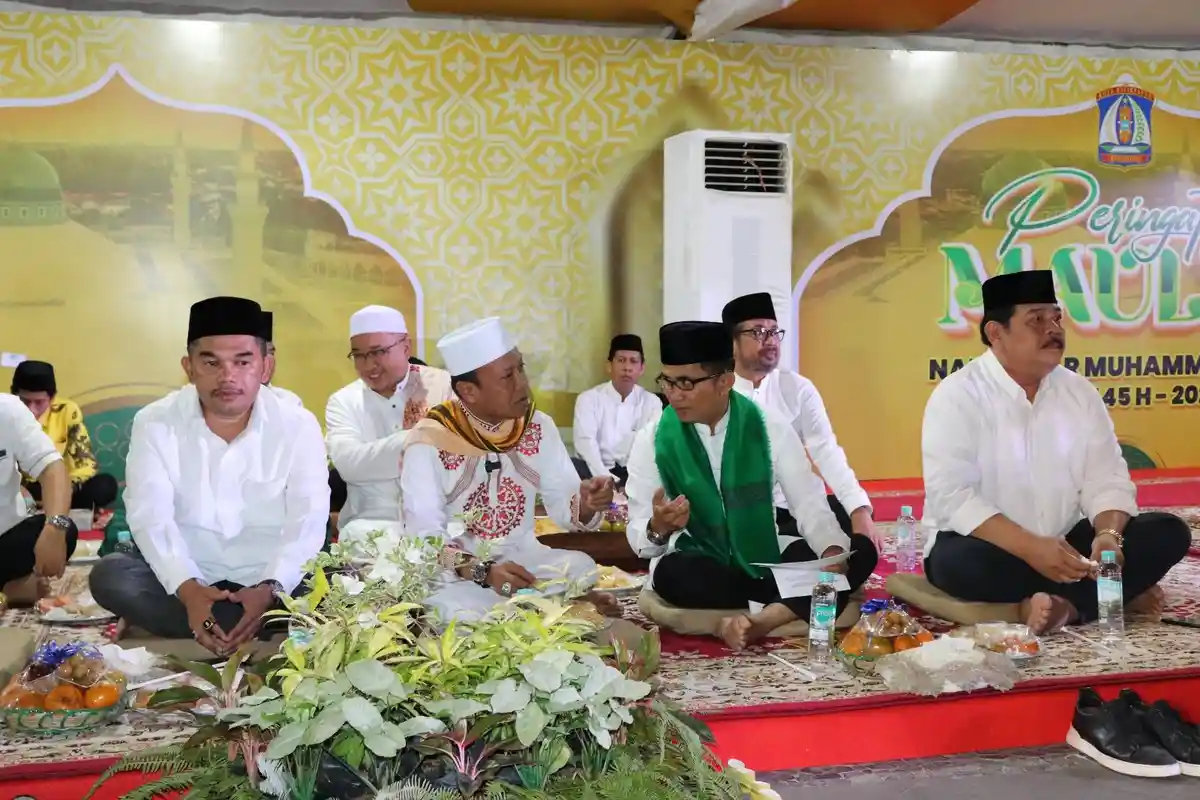 Hasanuddin Mas'ud Hadiri Maulid Nabi Muhammad SAW di Dome Balikpapan, Ustadz Das’ad Latif Ceramah