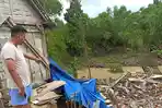 rumah-roboh-tergerus-banjir-mlangsen-blora.jpg