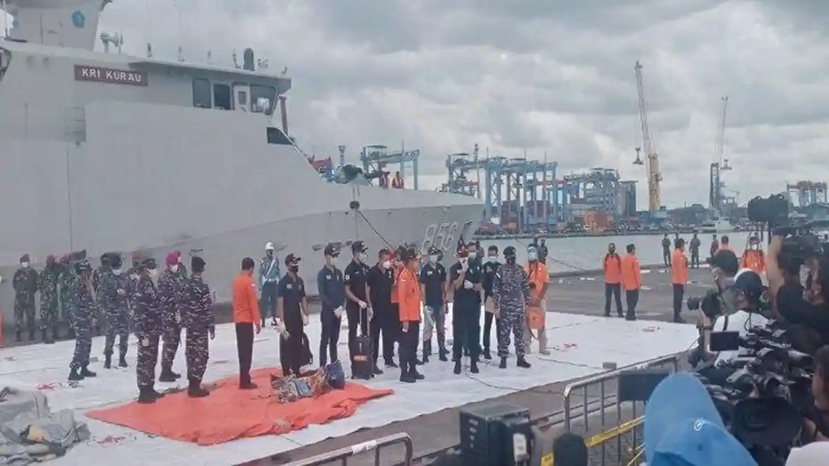 Pencarian Hari Ketiga Sriwijaya Air SJ 182 Mulai Menemukan Titik Terang