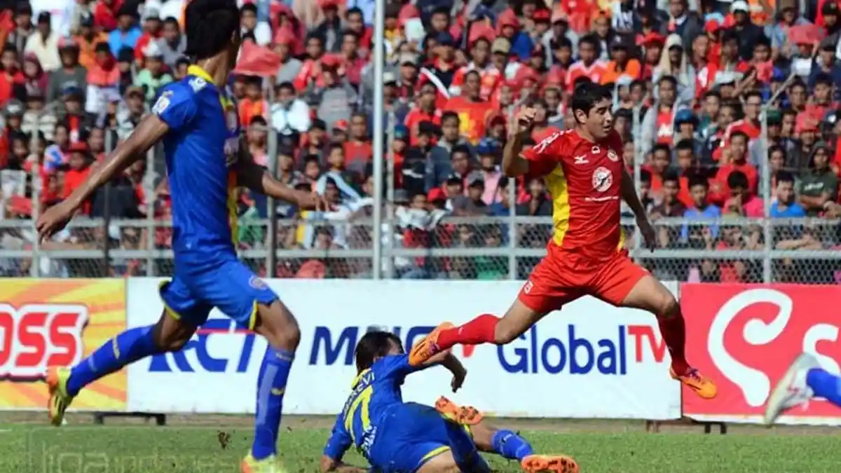 Kantongi Kartu Kuning  Juan Revi Diminta Hati-hati