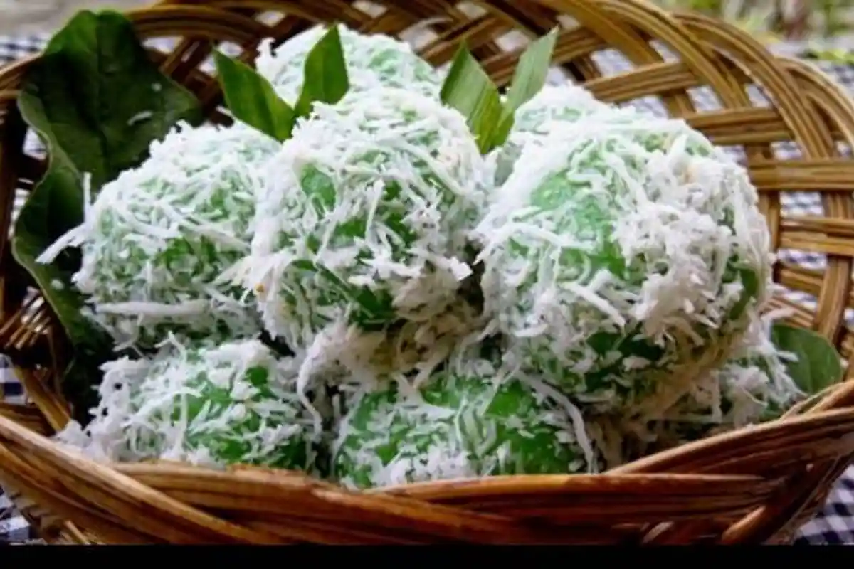 Resep Membuat Kue Klepon Isi Kurma Manis, Cari Tahu Tipsnya Agar Isian Klepon Bisa Lumer di Mulut