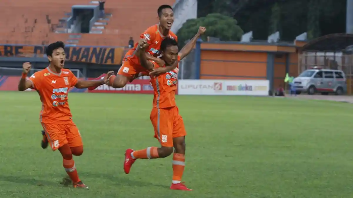 Borneo FC vs PSM Makassar - Lini Belakang Pesut Etam Masih Banyak Opsi Pemain