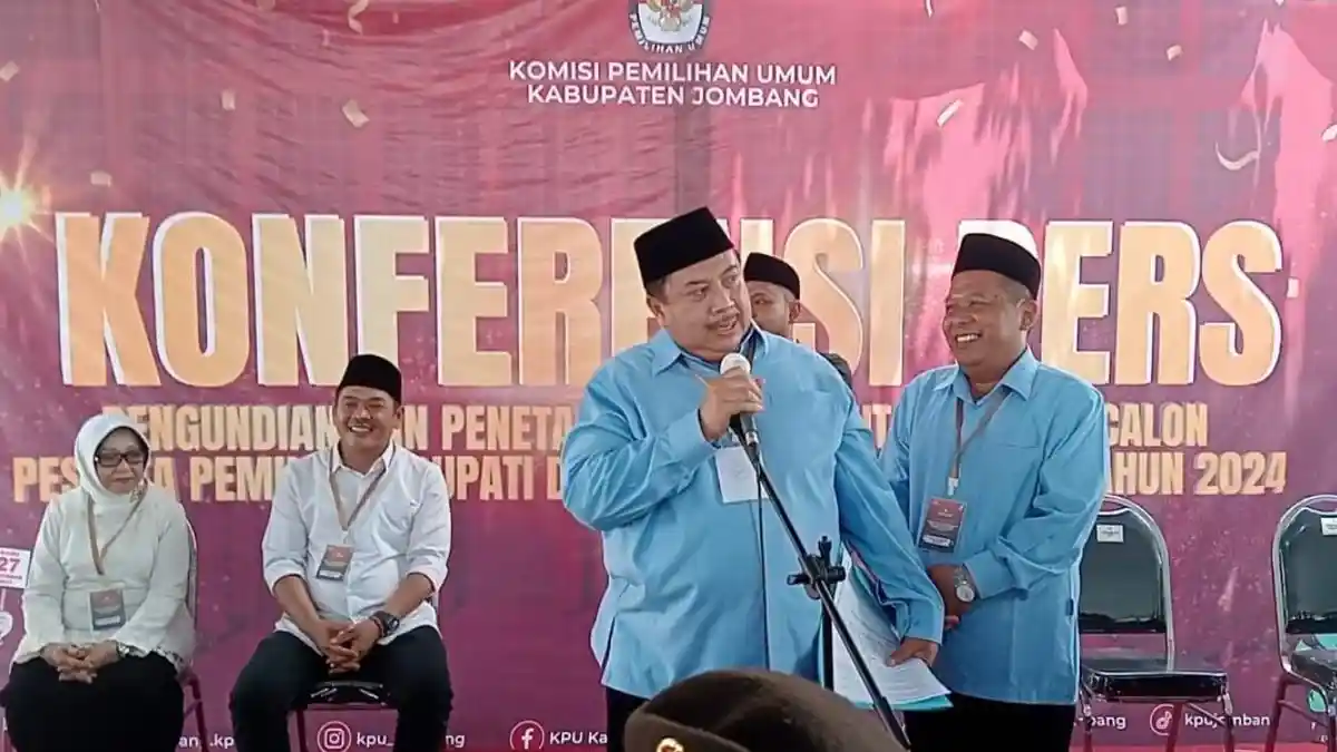Dapat Nomor 2, Warsubi Singgung Prabowo-Gibran dan Janji 5 Juta per RT jika Menang Pilkada Jombang