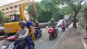 Proyek-galian-pipa-raksasa-milik-PDAM-TB-di-Kota-Tangerang.jpg