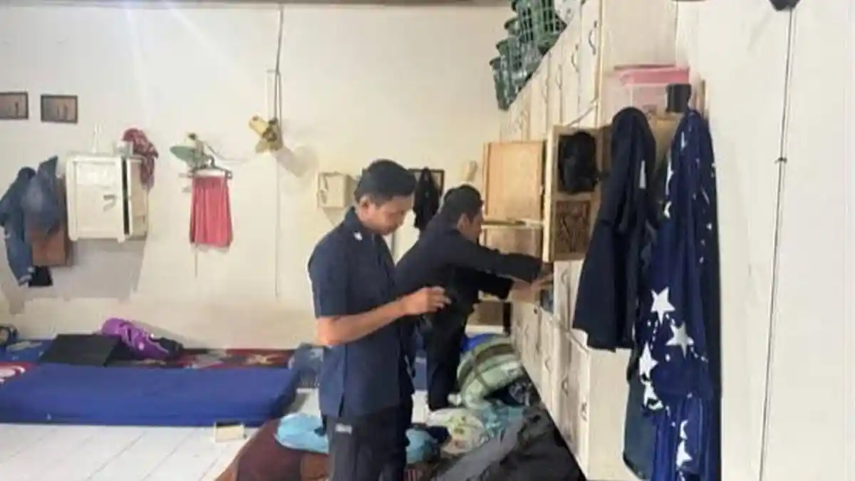 Razia Rutin Lapas Muara Bulian, Petugas Sita Sendok, Alat Cukur, dan Botol