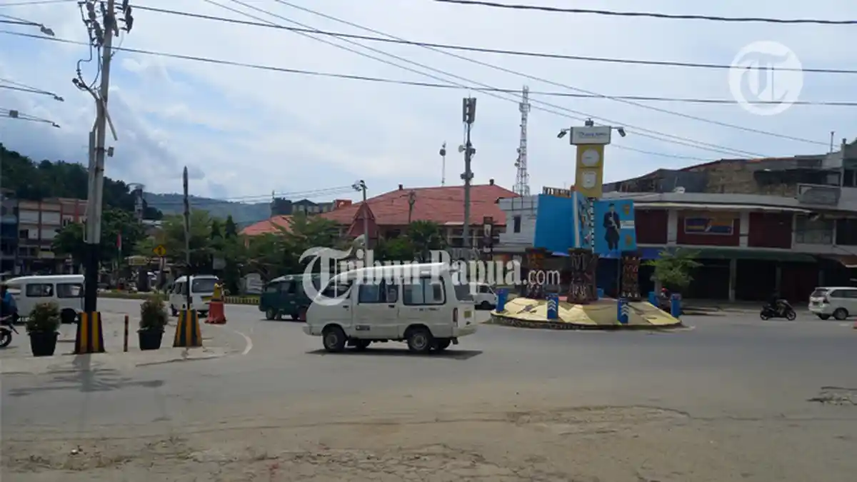 Idul Adha 2021: Lalulintas di Lingkaran Abepura Tampak Sepi