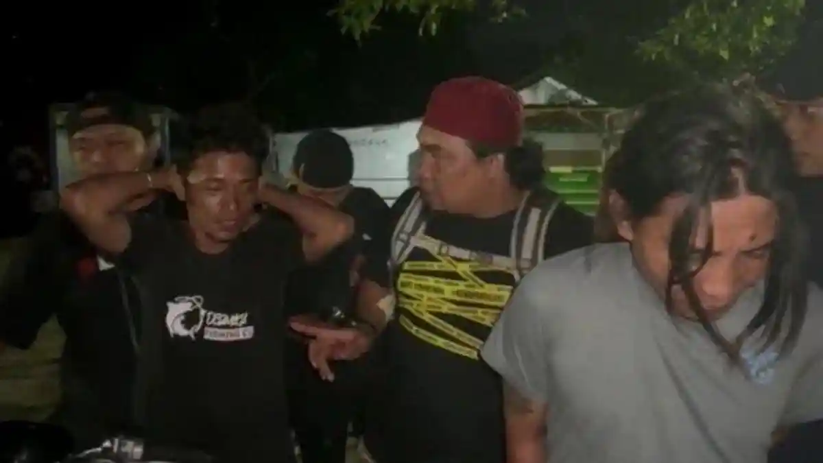 Ngaku Polisi Dua Jambret di Makassar Rampas Ponsel Milik Warga