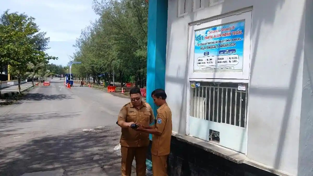 9 Petugas Water Rescue Disiagakan Selama Libur Nataru di PAI Tegal