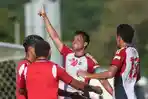 Tahiti United: Klub yang Main Hari Minggu, Tiba di Rumah Hari Sabtu
