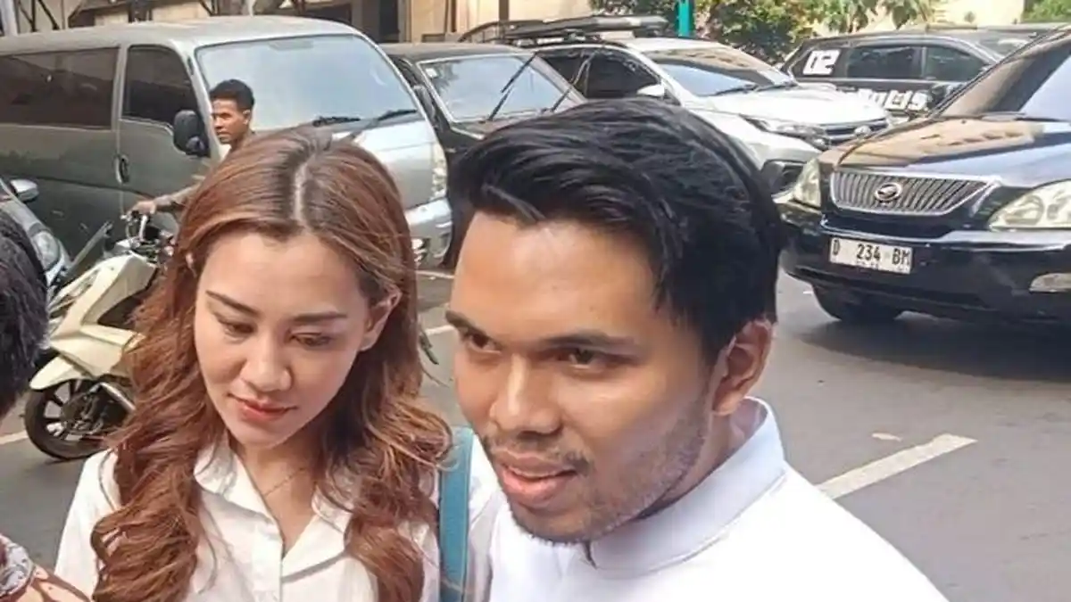 Ungkapan Syukur Thariq Halilintar atas Kelahiran Putra Pertanya dengan Aaliyah Massaid