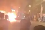mobil-bawa-petasan-terbakar-pawai-takbiran.jpg