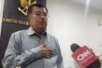 wakil-presiden-jusuf-kalla-yang-ditemui-di-kantor-wakil-presiden_20181106_173215.jpg