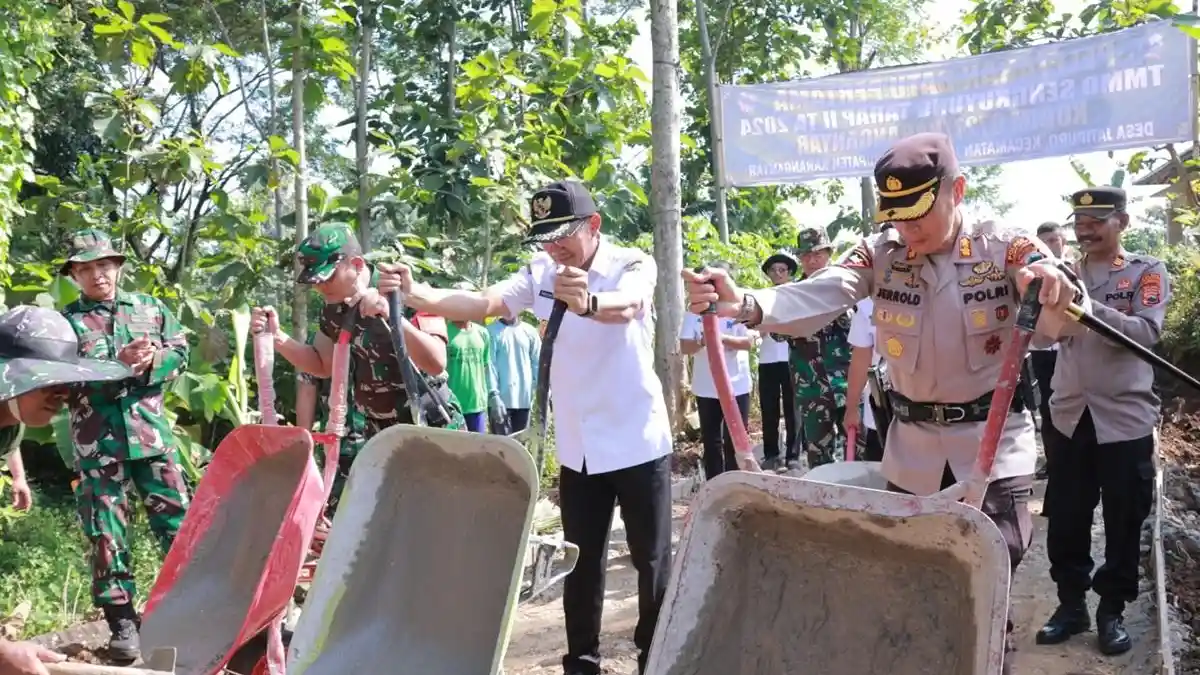 TMMD Sengkuyung di Jatiyoso Karanganyar, Kades: Petani Sangat Terbantu