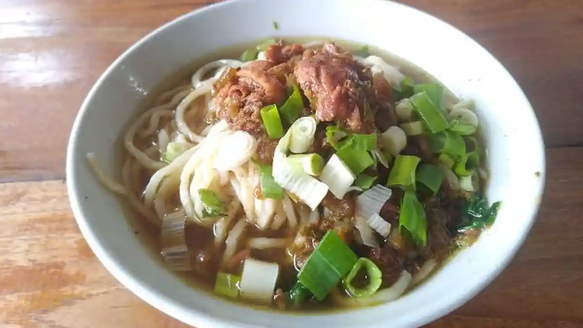 Mie Ayam Pak Pin Semarang Cuma Rp 5.000 per Porsi, Kuliner Kondang Berharga Murah
