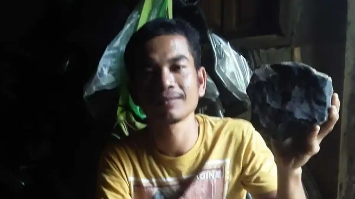 Kisah Josua Penemu Batu yang Diduga Meteor Bernilai Rp 26 Miliar, Kini Kaya Mendadak