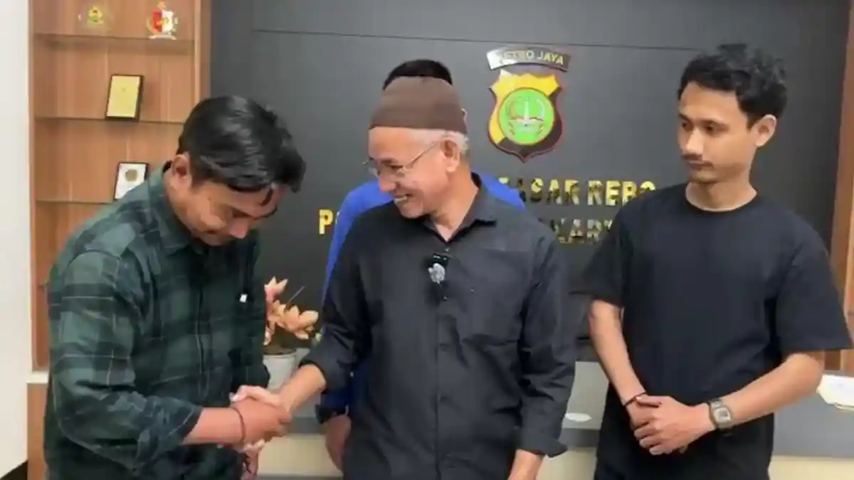 Akhirnya Pegawai ​SPPG MBG yang Aniaya Wartawan Meminta Maaf​​​​