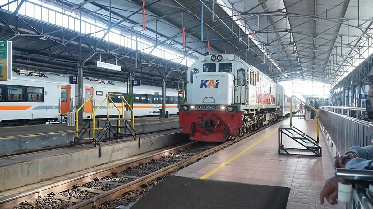 Flash Sale KAI Ramadan 2025, Tiket Ekonomi Hanya Rp 100 Ribu